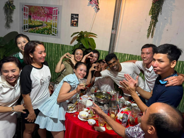 Prize-giving party – TBS & Friends Badminton Tournament 2026